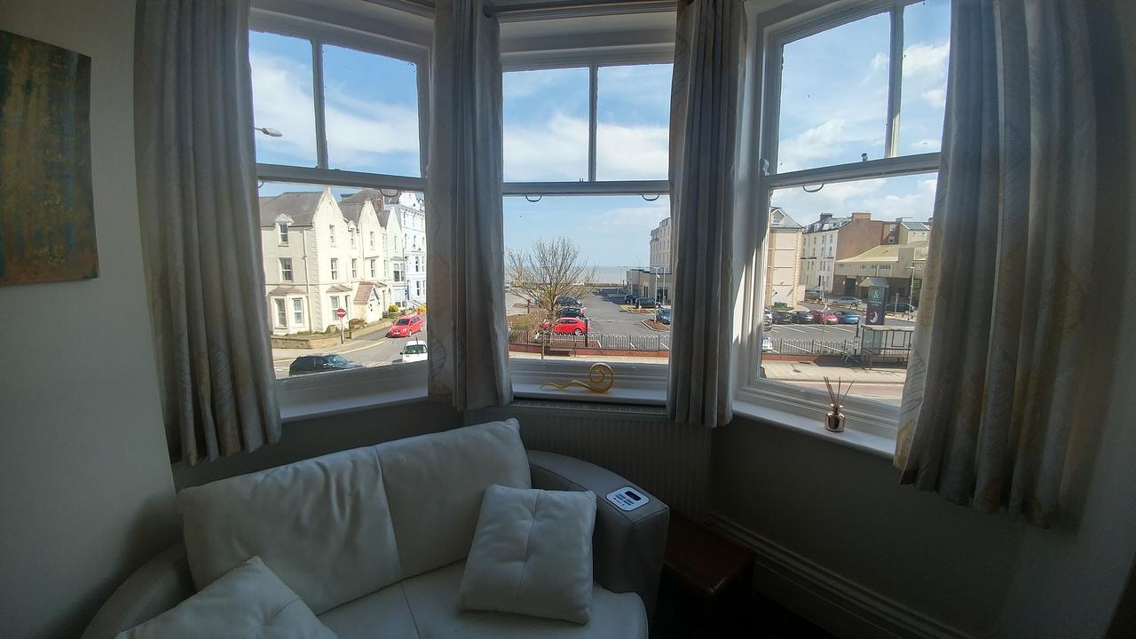 The Mon Fort Bridlington Exterior photo